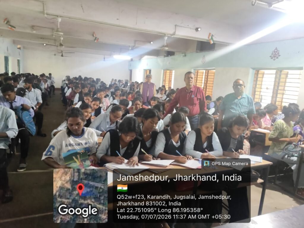 एलबीएसएम कॉलेज में नामांकन की तैयारियां पूरी, हेल्प डेस्क शुरू; प्रथम व सातवें सेमेस्टर को लेकर प्राचार्य ने दिए आवश्यक निर्देश एलबीएसएम कॉलेज में नामांकन की तैयारियां पूरी, हेल्प डेस्क शुरू; प्रथम व सातवें सेमेस्टर को लेकर प्राचार्य ने दिए आवश्यक निर्देश