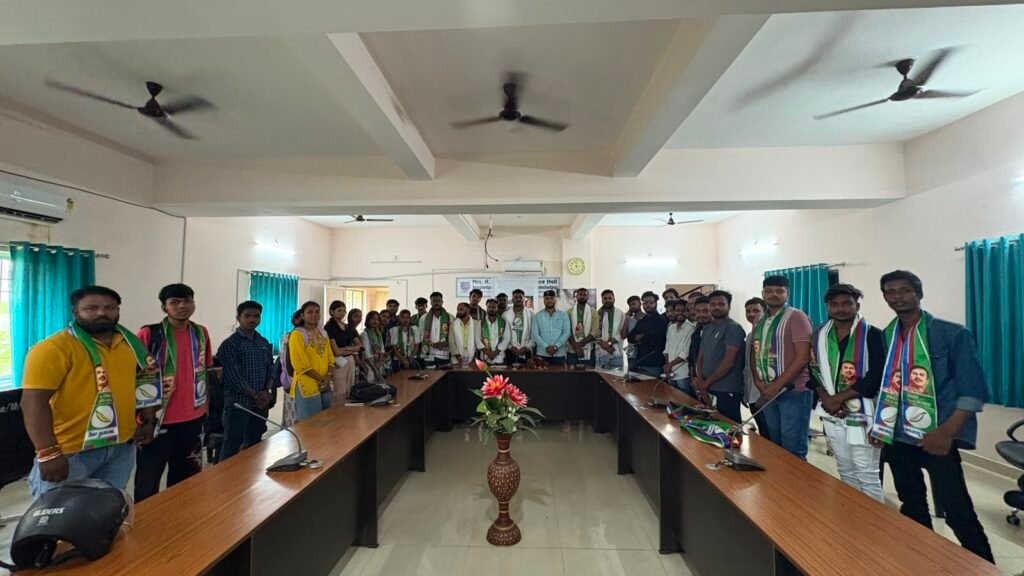 आजसू छात्र संघ का संगठन विस्तार, सोनू कुमार साव बने जिला अध्यक्ष, राज सिंह को महानगर अध्यक्ष की जिम्मेदारी जमशेदपुर आजसू छात्र संघ का संगठन विस्तार, सोनू कुमार साव बने जिला अध्यक्ष, राज सिंह को महानगर अध्यक्ष की जिम्मेदारी जमशेदपुर